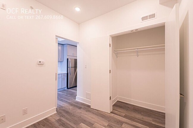 Building Photo - 1245 Ridge Ave