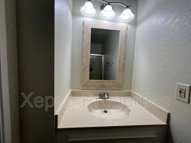 Building Photo - 2821 Los Felices Cir W