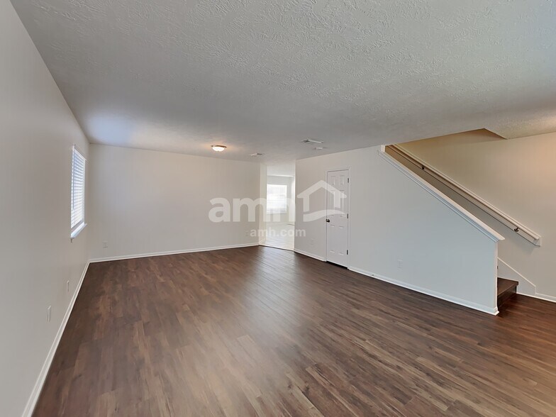 Building Photo - 26881 Monarch Manor Ln