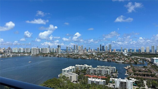 Building Photo - 16385 Biscayne Blvd