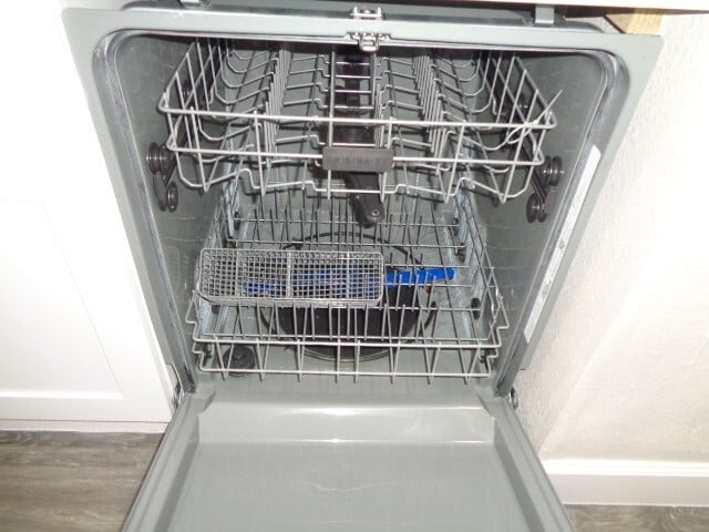 Building Photo - 917 Temple Dr