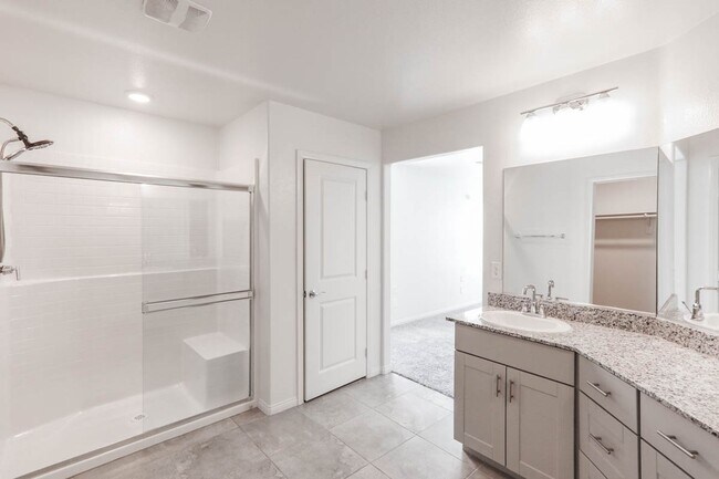 Building Photo - 4 Bedroom, with loft, North Las Vegas Home...