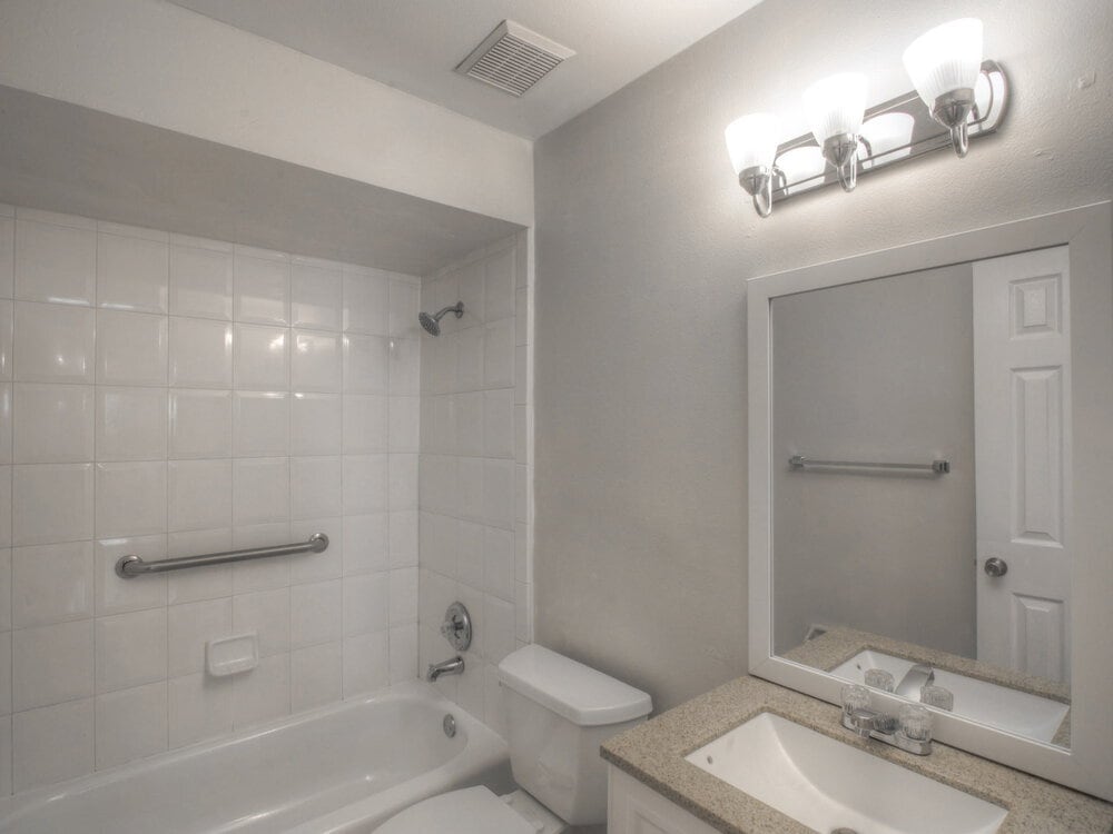 Building Photo - 1505 Cougar Ct