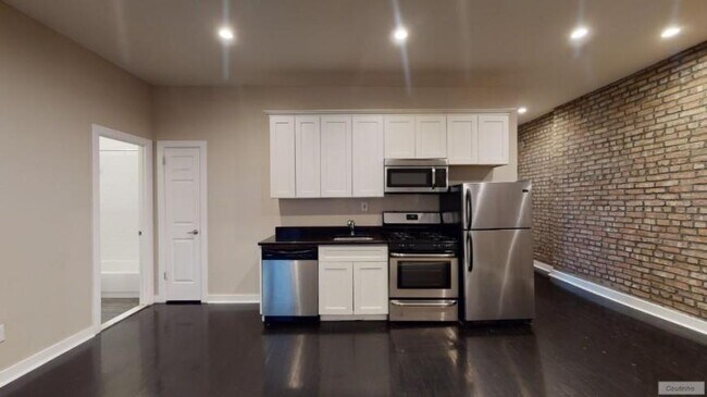 Building Photo - 3 bedroom in New York NY 10026