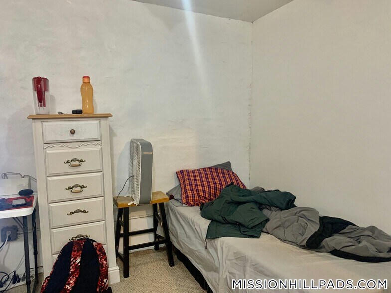 Building Photo - 63 S Huntington Ave