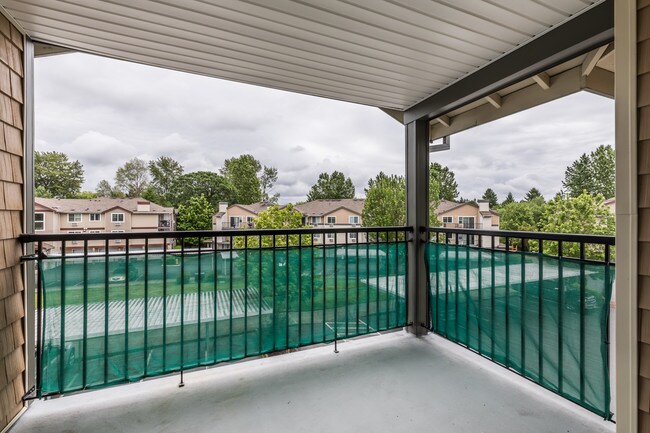 Building Photo - 720 NW 185th Ave
