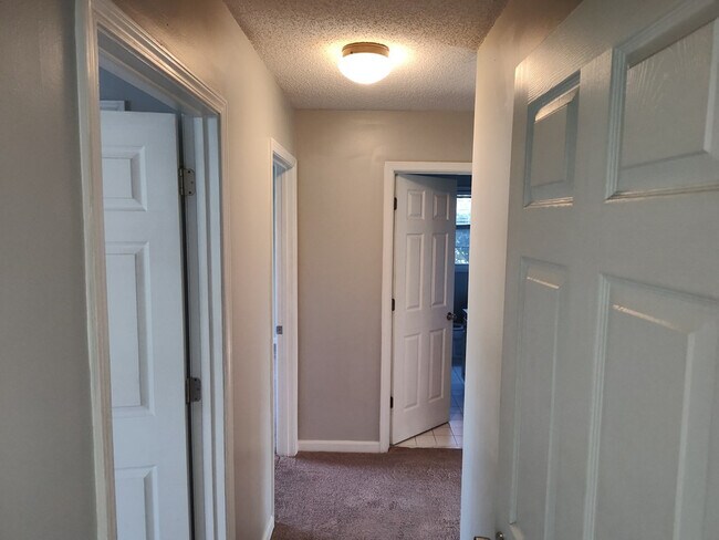 Building Photo - 1450 Morris Way Dr