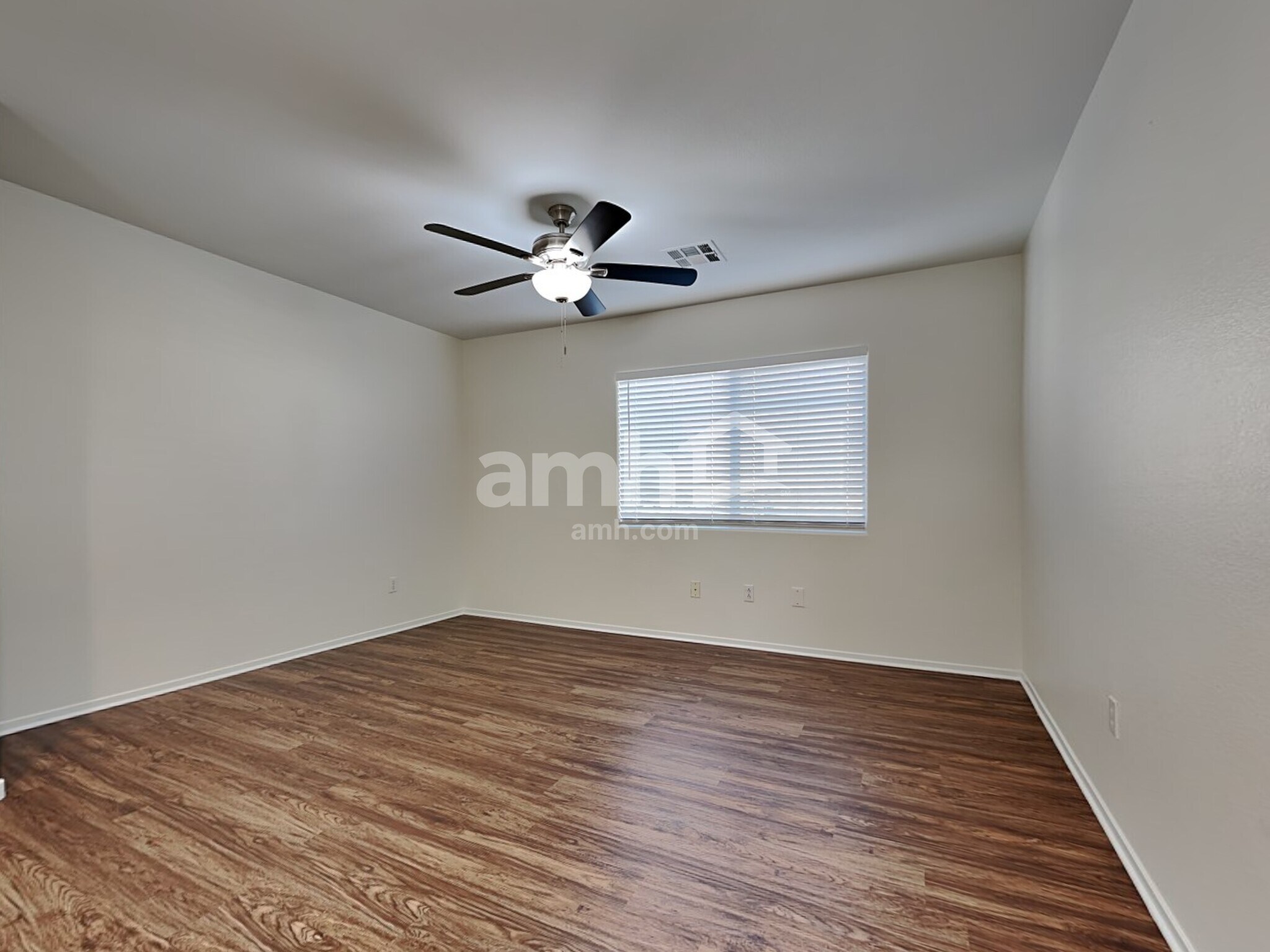 Building Photo - 9233 Lowery Point Ct