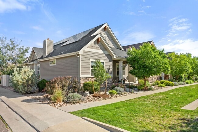 Building Photo - 742 Meadowlark Ln
