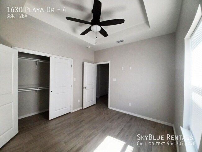 Building Photo - 1630 Playa Dr