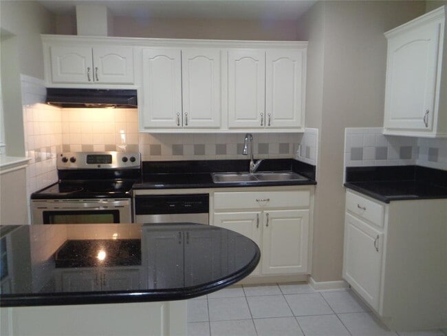Building Photo - 2054 Western Village Ln