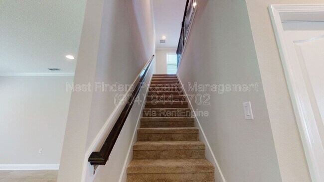 Building Photo - 1025 Wilmot Pl