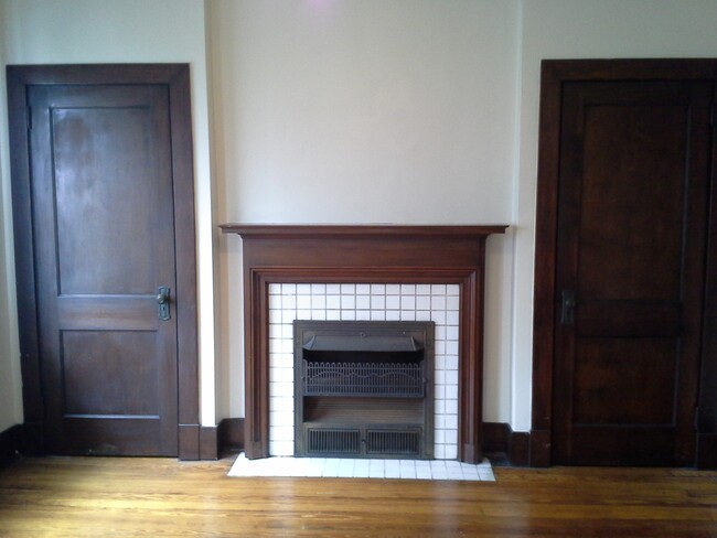 Building Photo - 183 North Ave