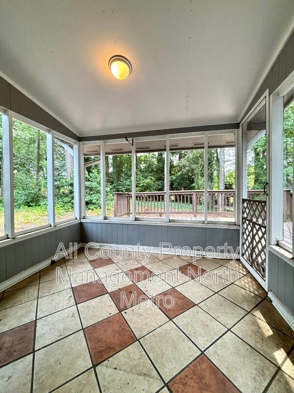 Building Photo - 36 Hartley Woods Dr