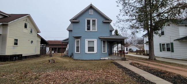 Building Photo - 325 N 3rd Ave