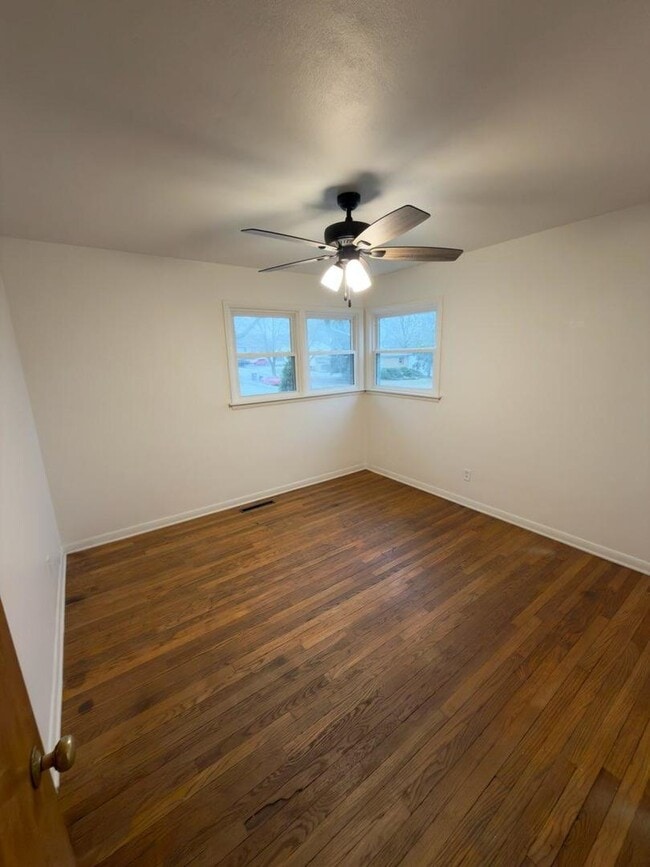 Building Photo - 1915 23rd St