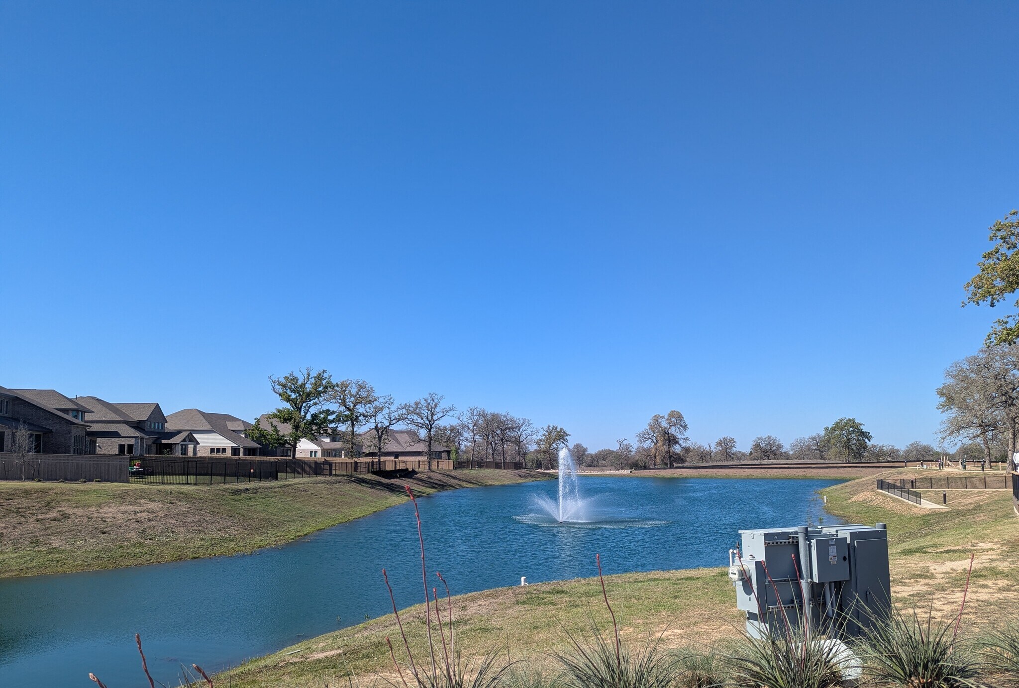 Building Photo - 112 Esparza Dr