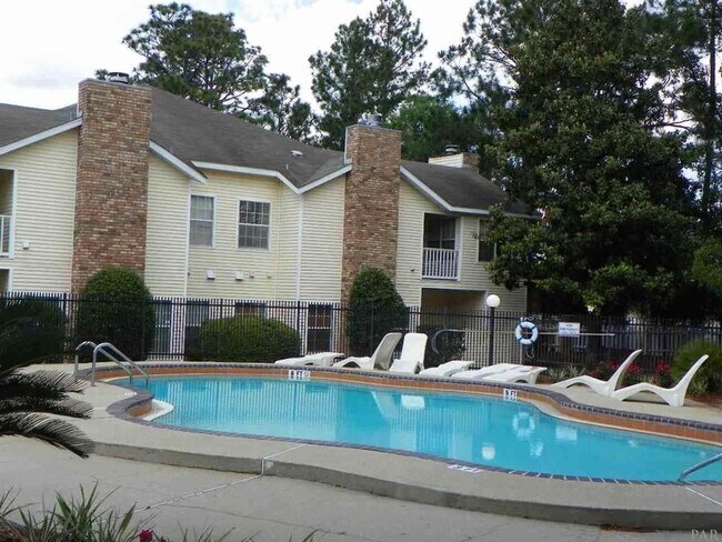 Building Photo - 501 E Burgess Rd