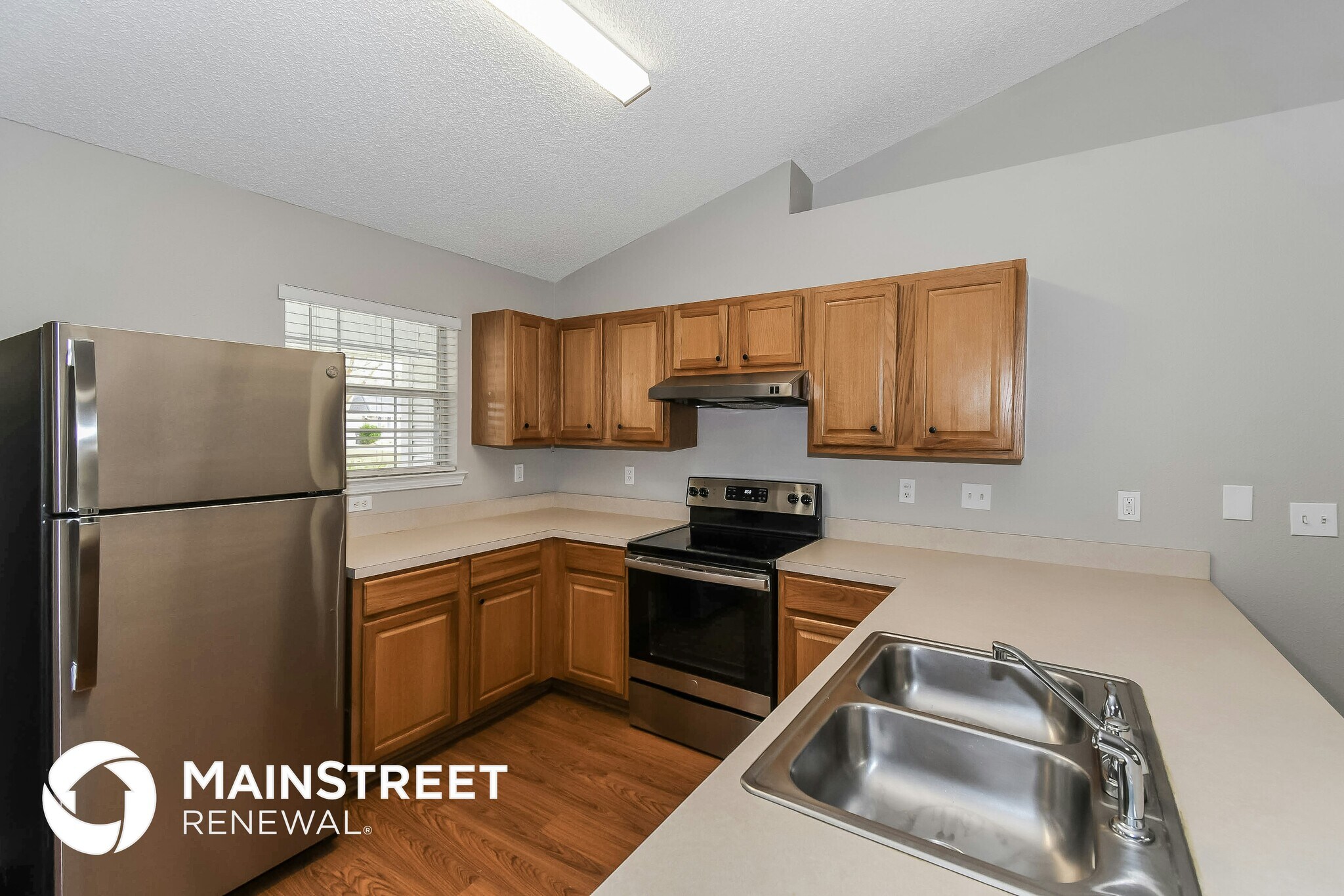 Building Photo - 10450 McGirts Creek Dr