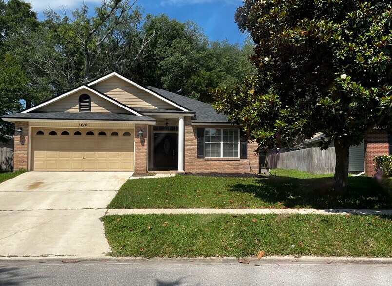 Exterior - 1410 Soaring Flight Way