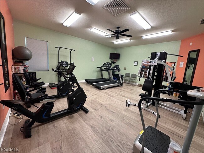 Building Photo - 1133 Van Loon Commons Cir