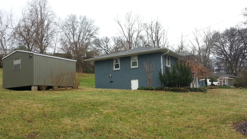 Building Photo - 179 Briggs Ave