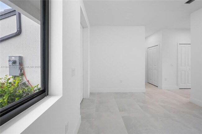 Building Photo - 19114 345th Ter