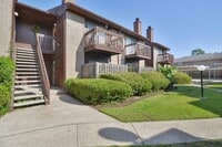 Building Photo - 12905 Woodforest Blvd