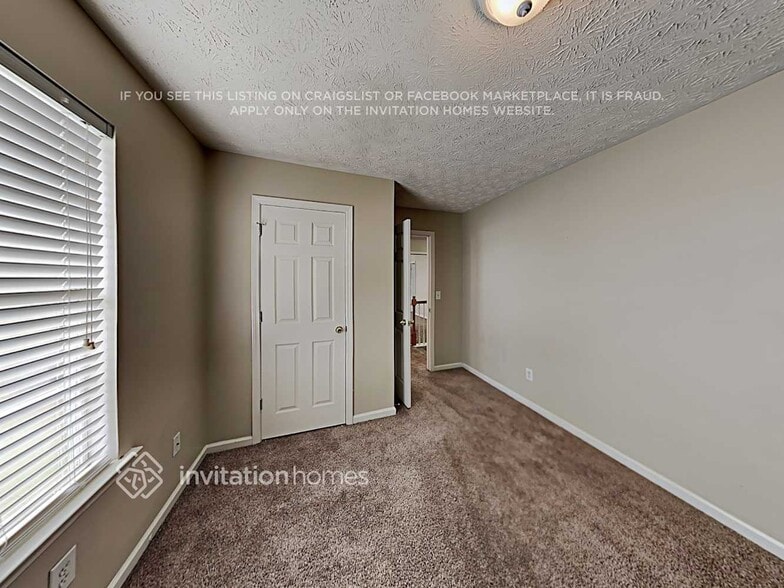 Building Photo - 1825 Midcourt Way