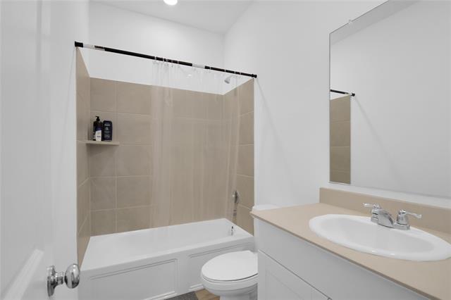 Building Photo - 1305 Blue Spg Dr