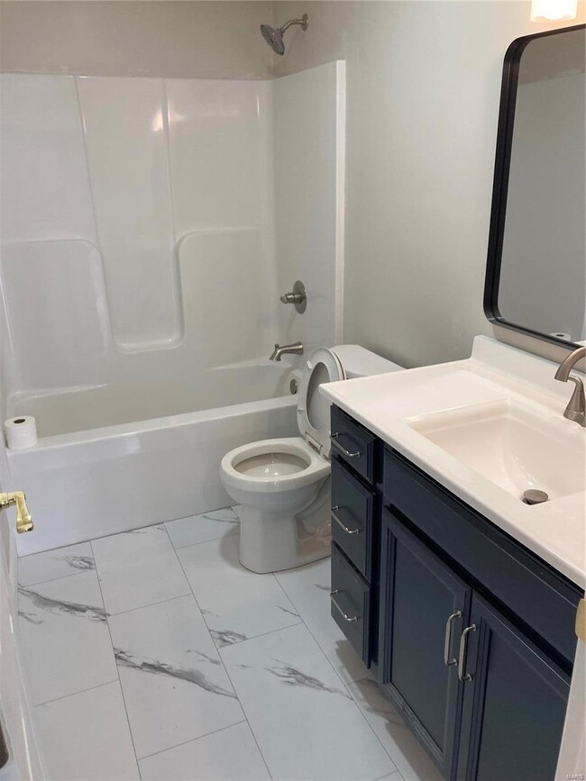 Building Photo - 705 Pleasant Valley Drive