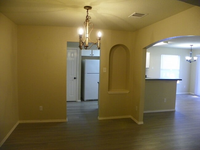 Building Photo - Welcome to this charming Centex home locat...