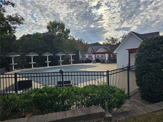 Building Photo - 2160 Spikerush Way