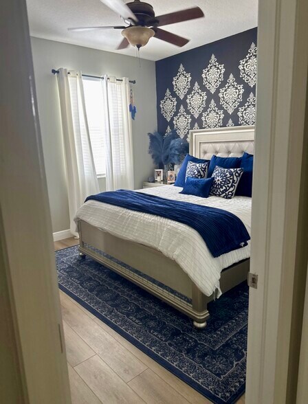 Master Bedroom - 7308 S Trask St