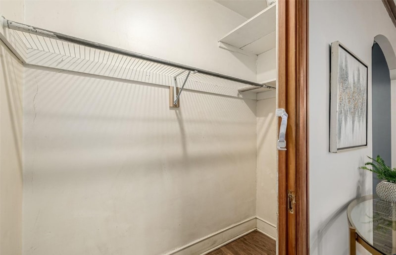 Building Photo - 1138 E 14th Ave