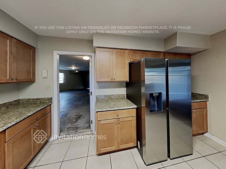 Building Photo - 23203 Lucerne Pl