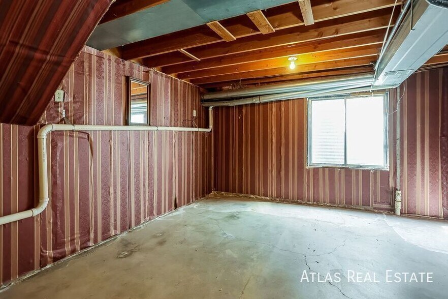 Building Photo - 2760 S Sedalia St