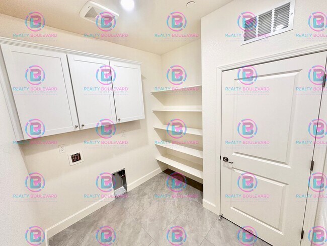 Building Photo - Modern Elegance: Stunning  New 4-Bedroom Home with Chef’s Kitchen & Dual Living Spaces