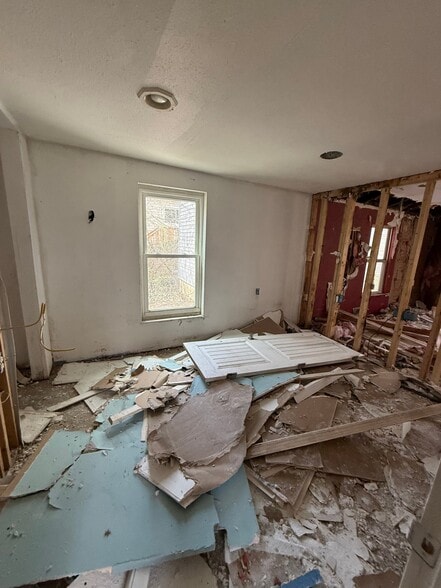 Building Photo - 3305 Franor St