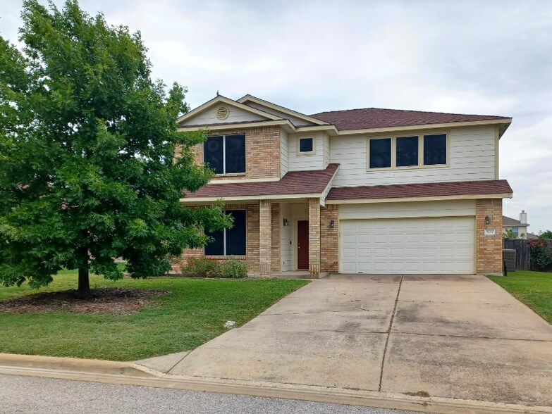 Primary Photo - 507 Tundra Dr