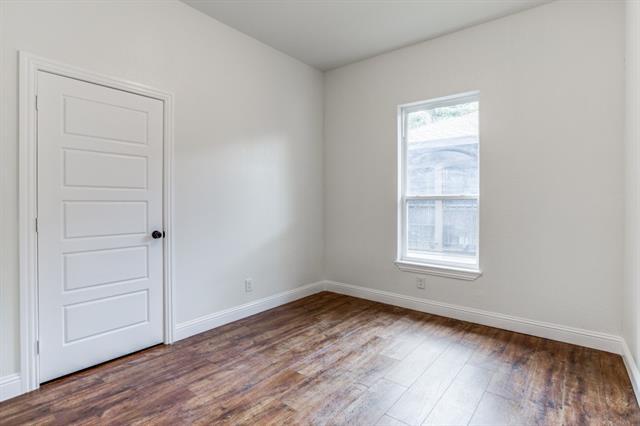 Building Photo - 3423 S Harwood St