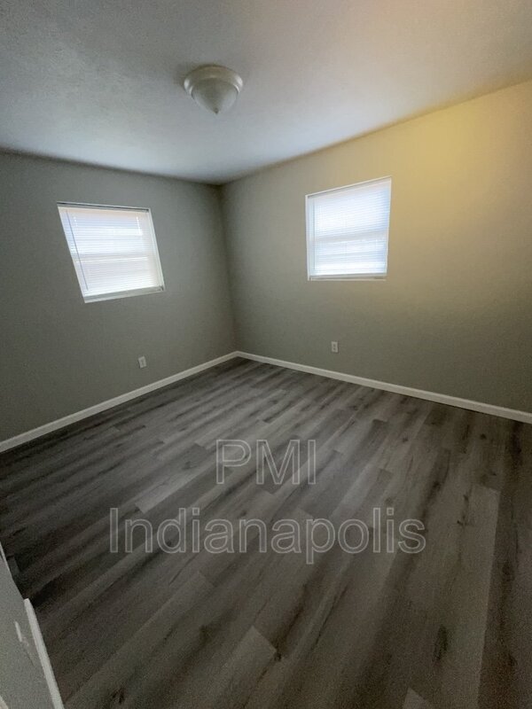 Building Photo - 6234 Eastridge Dr