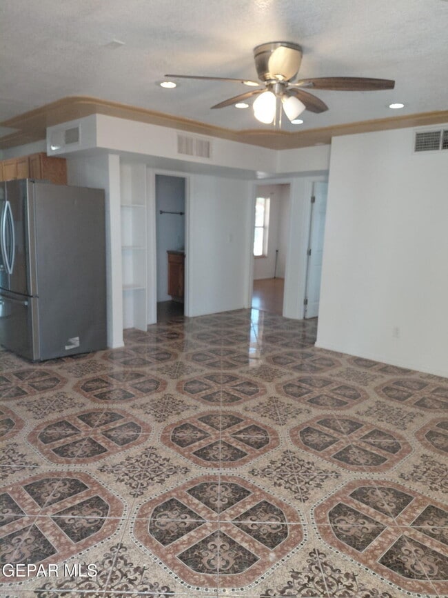 Building Photo - 8051 Ap Ramirez St