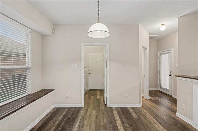 Building Photo - 6881 Baird Dr