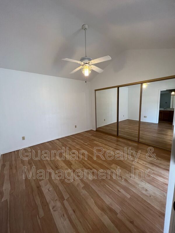 Building Photo - 15020 N 40th St