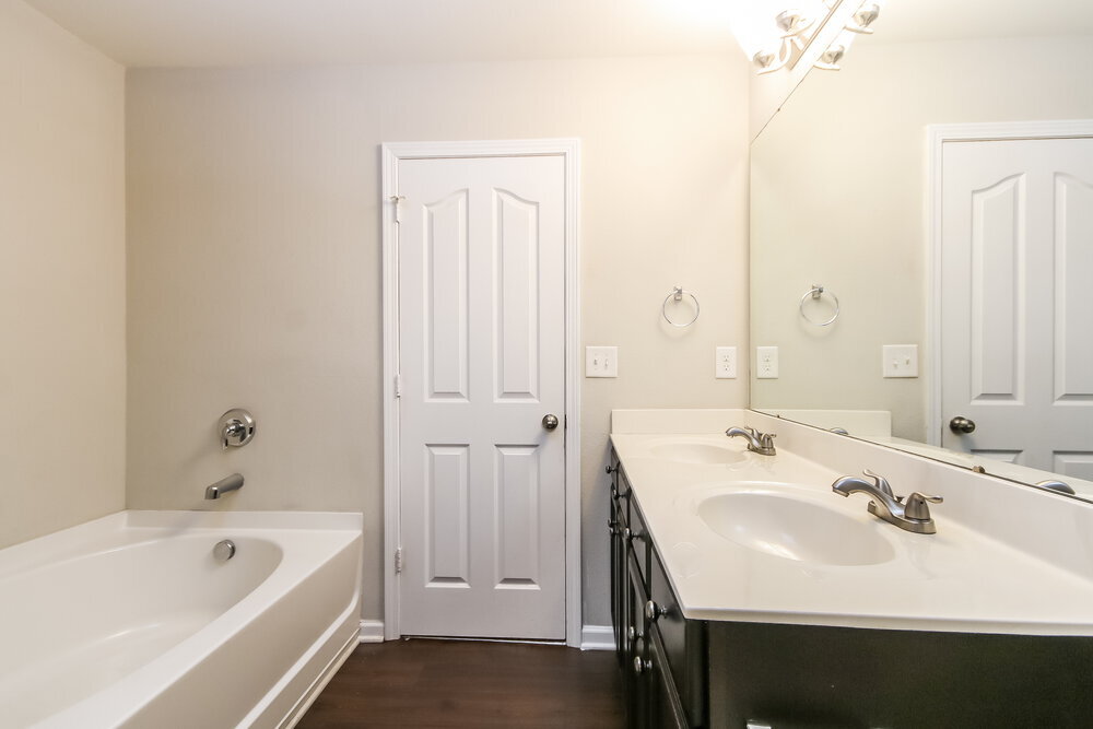 Building Photo - 4420 Eglinton Toll Ct