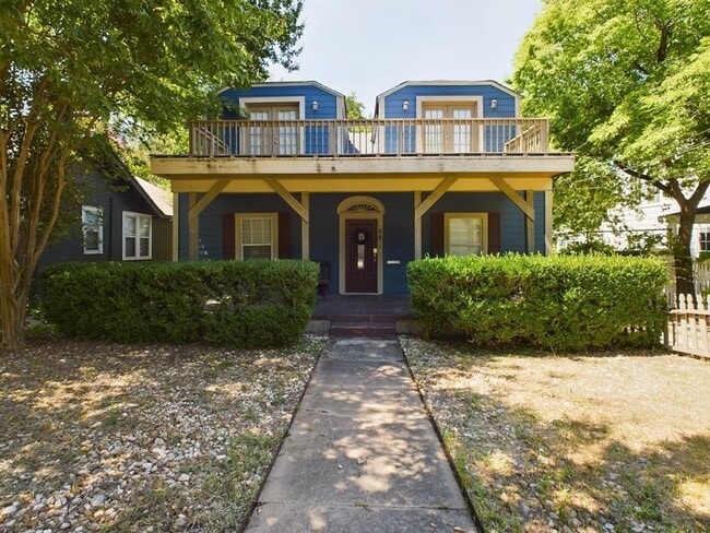 Primary Photo - 705 E 32nd St