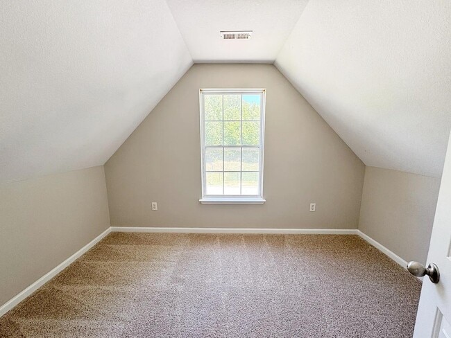 Building Photo - 606 Fountain Brook Ln