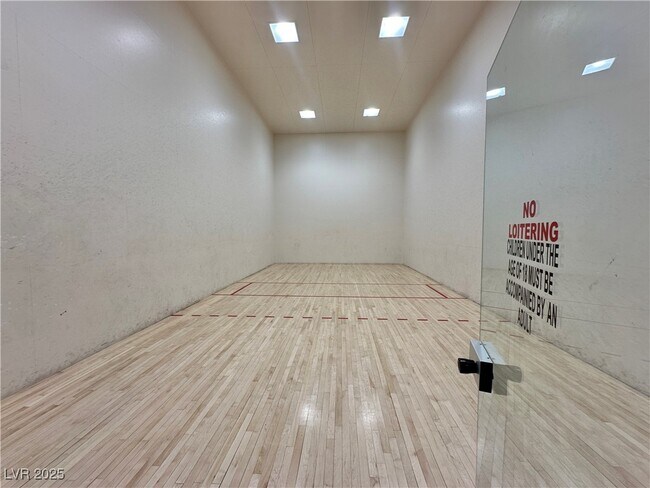 Building Photo - 2200 S Fort Apache Rd