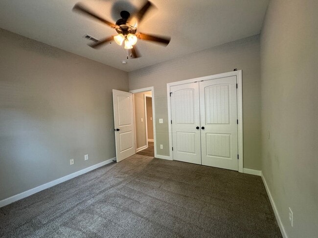 Building Photo - Parrish Place Subdivision!   4 BEDROOMS!!!!